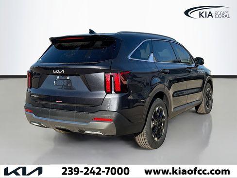 New 2026 Kia Sorento S FWD image 5