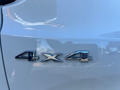 Used 2021 Jeep Renegade Latitude AWD/4WD image 43