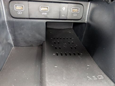 Used 2022 Kia Sorento SX image 25