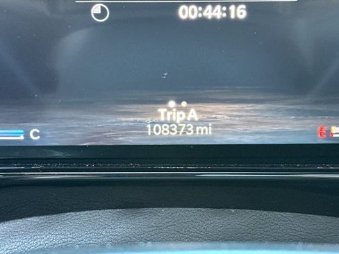 Used 2023 Jeep Grand Wagoneer L Series III w/ Rear Seat Video Group 1 AWD/4WD image 25
