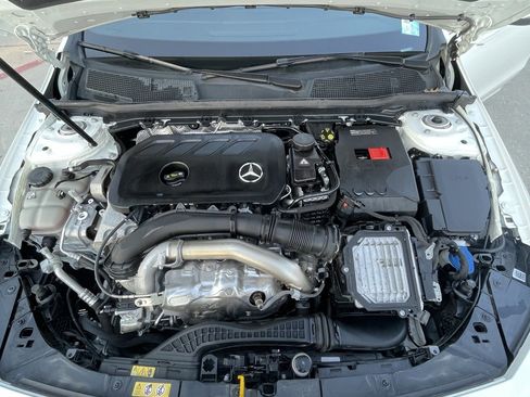 Used 2025 Mercedes-Benz CLA 250 image 24