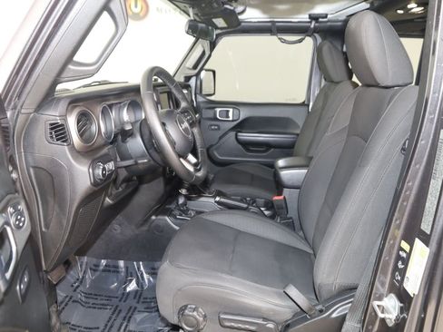 Used 2020 Jeep Wrangler Unlimited Sport S AWD/4WD image 12