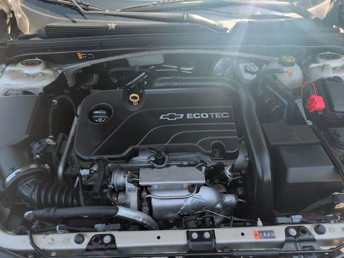 Used 2016 Chevrolet Malibu LT image 21