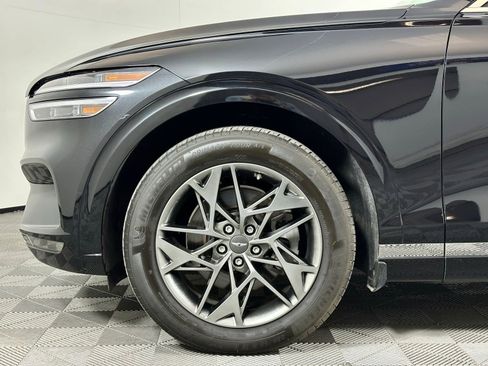 Used 2022 Genesis GV70 2.5T w/ Select Package AWD/4WD image 8