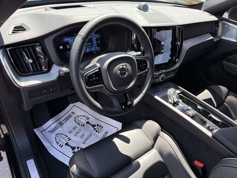 Certified 2023 Volvo XC60 T8 Polestar AWD/4WD image 9