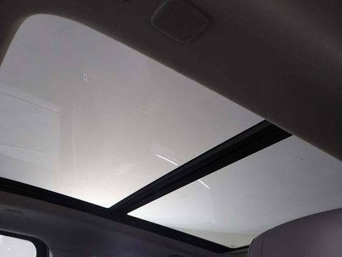 Used 2022 Toyota Tundra Limited w/ TRD Off-Road Package image 20