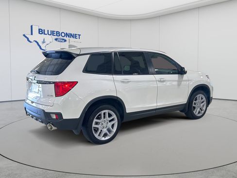 Used 2024 Honda Passport EX-L image 5