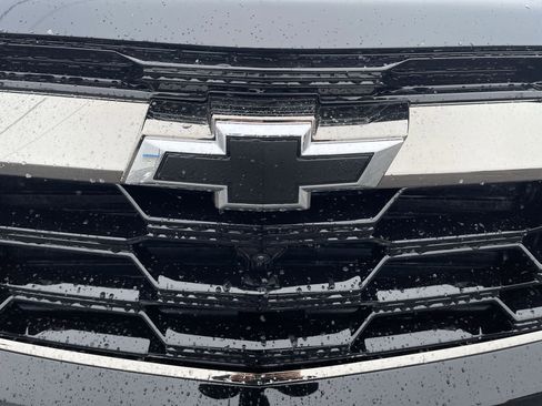 New 2026 Chevrolet Equinox ACTIV w/ Convenience Package III AWD/4WD image 64