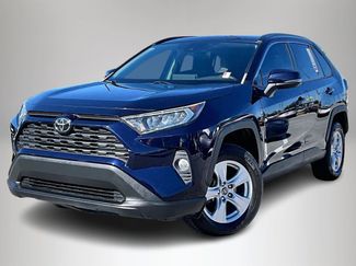 Used 2019 Toyota RAV4 XLE w/ Convenience Package video 1