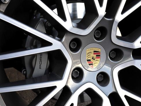 Used 2021 Porsche Cayenne S AWD/4WD image 91