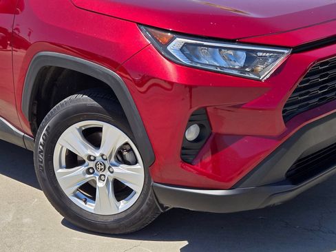 Used 2021 Toyota RAV4 XLE w/ XLE Grade Weather Package AWD/4WD image 6
