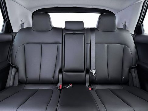 New 2026 Hyundai Ioniq 5 SEL image 17