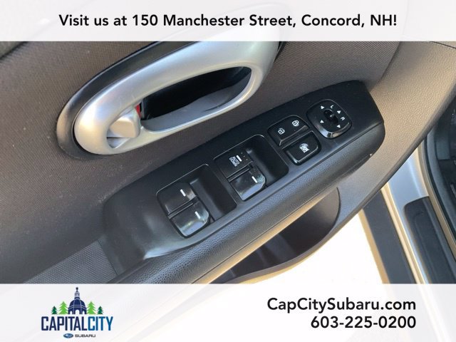 Used 2016 Kia Soul FWD image 11
