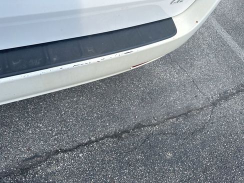 Used 2017 Toyota Sienna LE image 9