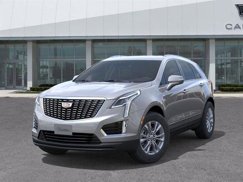 New 2026 Cadillac XT5 Luxury image 7