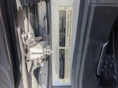 Used 2012 Bentley Flying Spur Flying Spur w/ Convenience Specification Pkg image 26