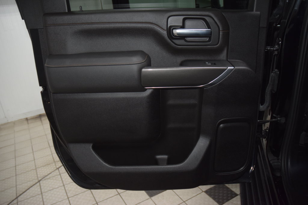 Used 2022 GMC Sierra 2500 AT4 w/ AT4 Premium Plus Package AWD/4WD image 52