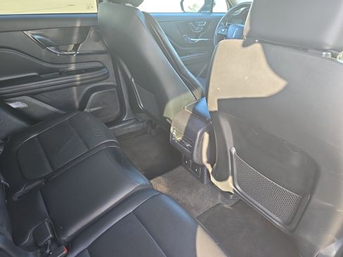 Certified 2024 Lincoln Corsair Reserve w/ Equipment Group 201A image 11