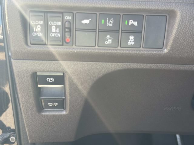 Used 2018 Honda Odyssey Elite image 27