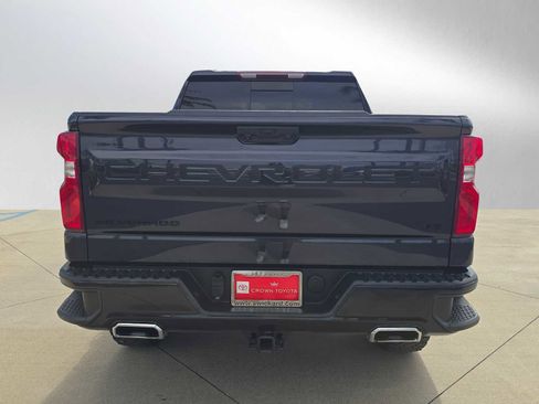 Used 2024 Chevrolet Silverado 1500 LT Trail Boss w/ Convenience Package II image 4