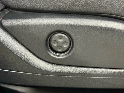 Used 2016 Mercedes-Benz GL 450 4MATIC image 48