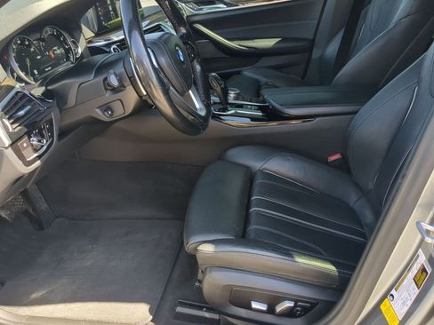 Used 2018 BMW 530i 530i image 10
