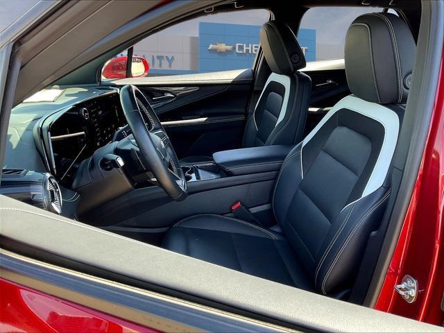 Certified 2024 Chevrolet Blazer EV LT AWD/4WD image 23