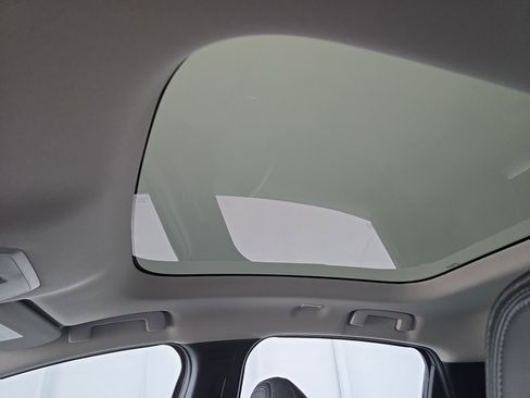 New 2026 Nissan Leaf Platinum+ w/ Cargo Package (Platinum+) image 30