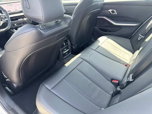 Used 2025 BMW 330i Sedan w/ Convenience Package RWD image 11