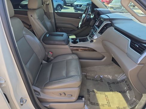 Used 2015 GMC Yukon XL SLT w/ Open Road Package image 10