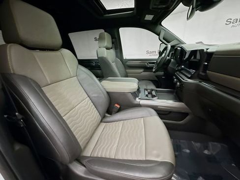 Used 2024 Chevrolet Silverado 2500 ZR2 image 33