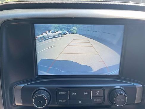 Used 2018 Chevrolet Silverado 1500 LTZ Z71 w/ LTZ Plus Package AWD/4WD image 29