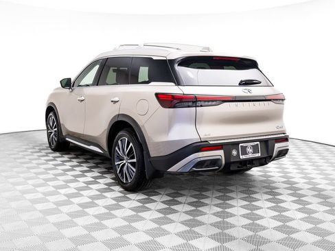 Certified 2023 INFINITI QX60 Sensory w/ Vision Package AWD/4WD image 4
