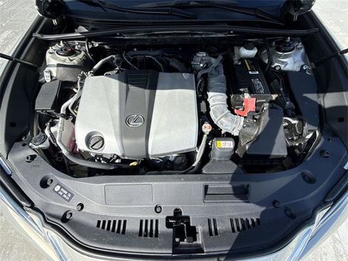Certified 2024 Lexus ES 350 w/ Premium Package image 27