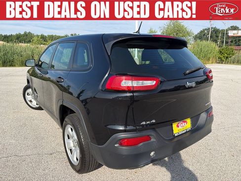 Used 2014 Jeep Cherokee Sport w/ Cold Weather Group AWD/4WD image 6