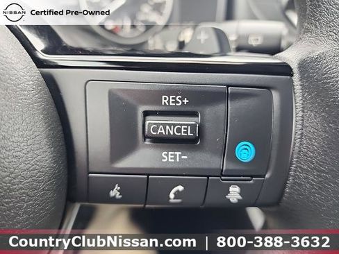 Certified 2023 Nissan Rogue SV image 18