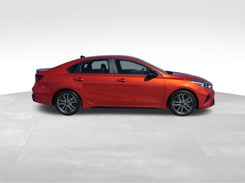 Used 2023 Kia Forte GT-Line w/ GT-Line Premium Package FWD image 2
