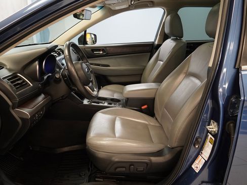 Used 2019 Subaru Outback 2.5i Limited w/ Popular Package #2 image 6