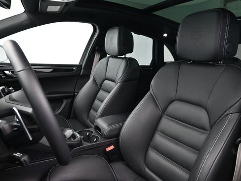 Used 2026 Porsche Macan S AWD/4WD image 5