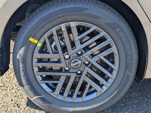 New 2026 Nissan Sentra SV image 9