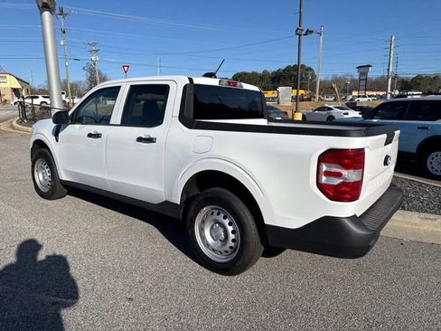 New 2025 Ford Maverick XL image 8