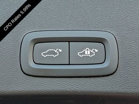 Certified 2024 Volvo XC40 B5 Plus w/ Protection Package Premier AWD/4WD image 34