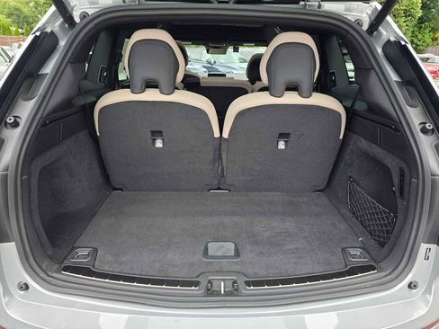 New 2025 Volvo EX90 Plus image 15