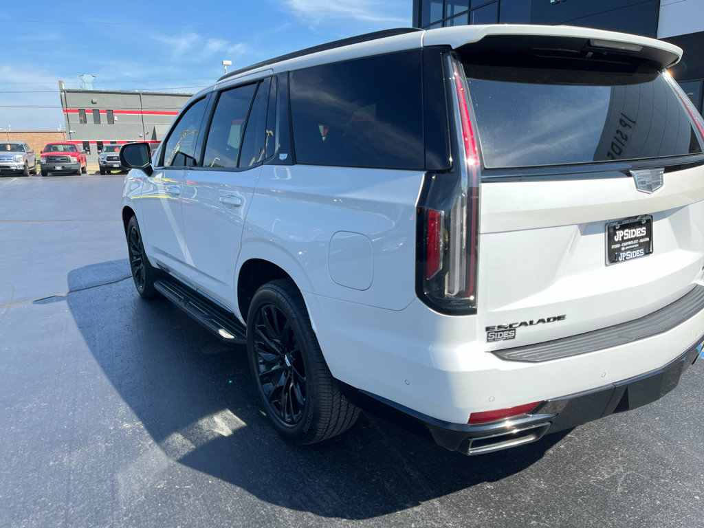 Used 2021 Cadillac Escalade Sport Platinum w/ LPO, ONYX Package AWD/4WD image 11