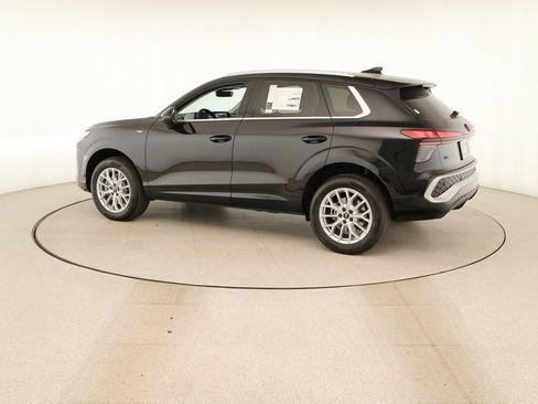 New 2026 Audi Q3 quattro 2.0T AWD/4WD image 3