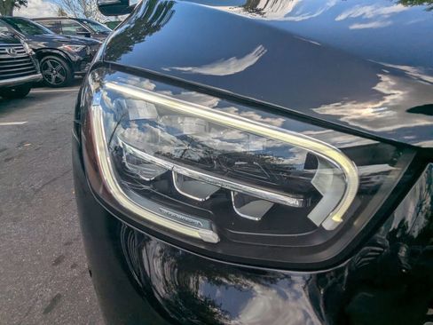 Certified 2021 Mercedes-Benz GLC 300 image 20