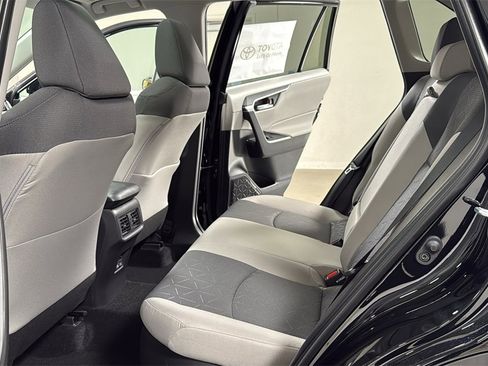 New 2025 Toyota RAV4 XLE image 15