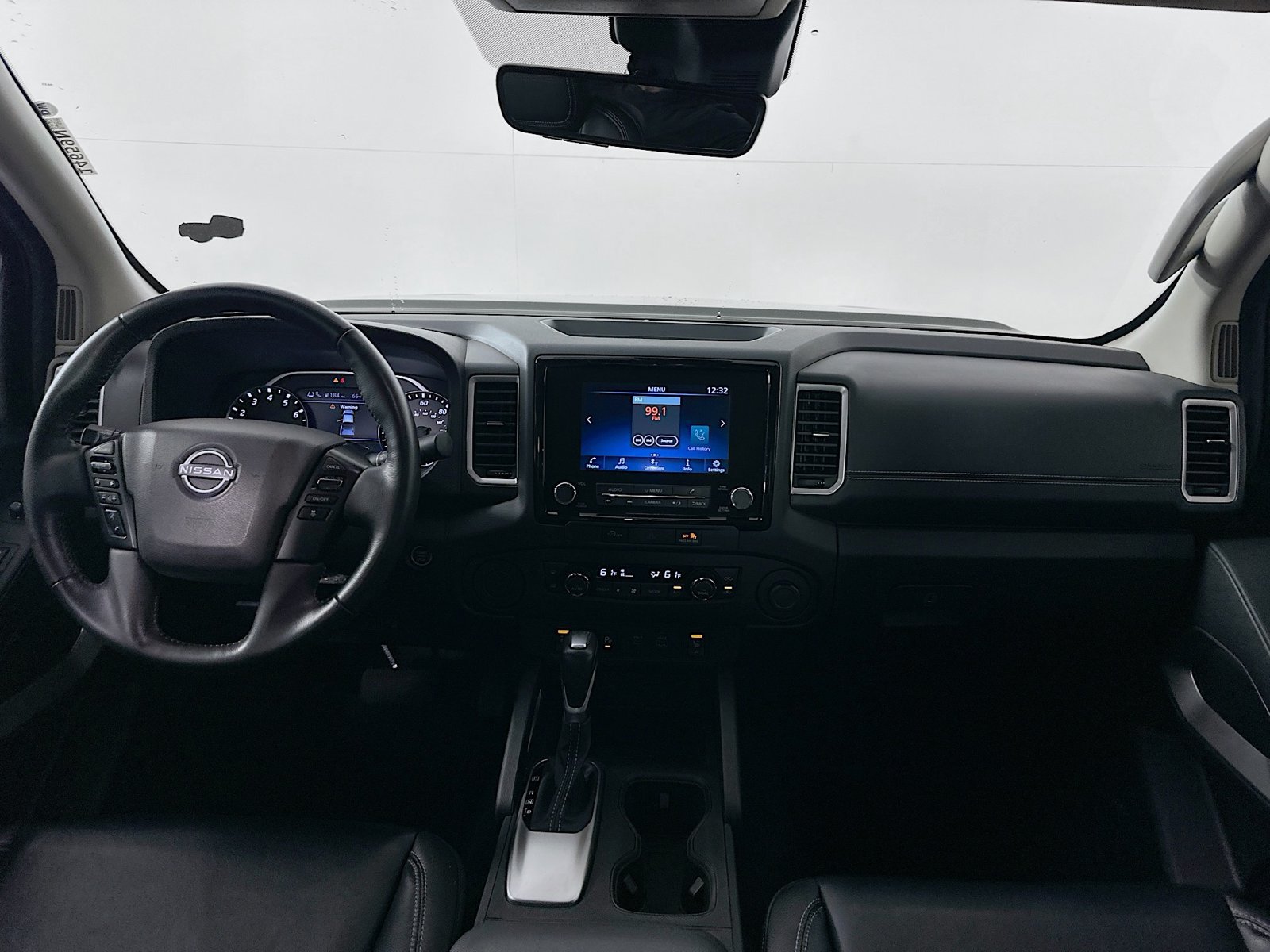 Certified 2024 Nissan Frontier SL w/ Technology Package RWD image 23