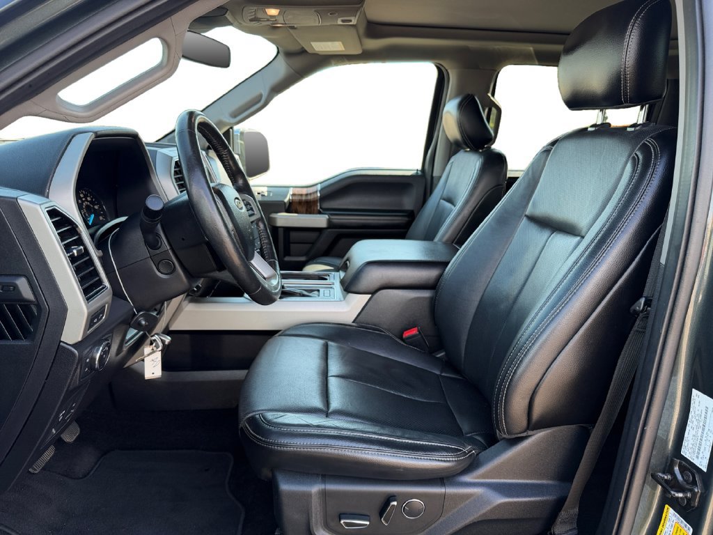 Used 2018 Ford F150 Lariat w/ Equipment Group 502A Luxury AWD/4WD image 9