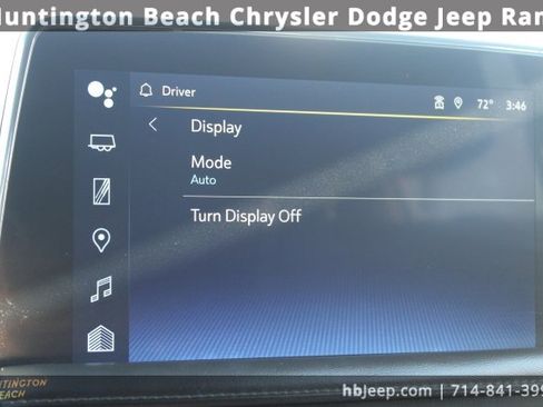 Used 2023 Chevrolet Suburban LT image 29